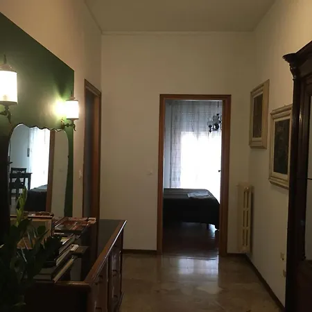 Affittacamere Ospedale Maggiore *